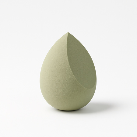 Makeup Sponge For Blending Liquid Foundations Powders And Creams (Multicolor 1 Pc)